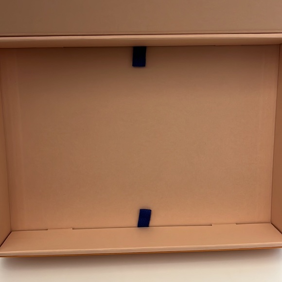 LOUIS VUITTON BOX - Picture 4 of 9